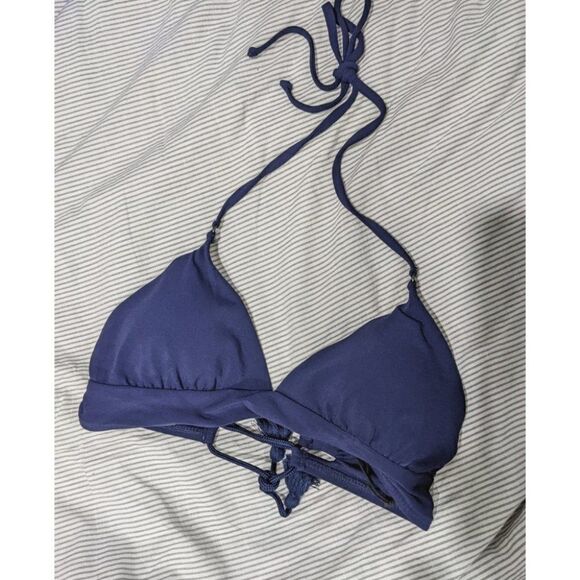 ROBIN Piccone | Gigi triangle halter bikini top in navy - Picture 2 of 6